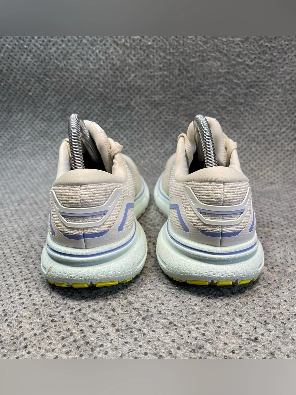 Brooks ghost 15